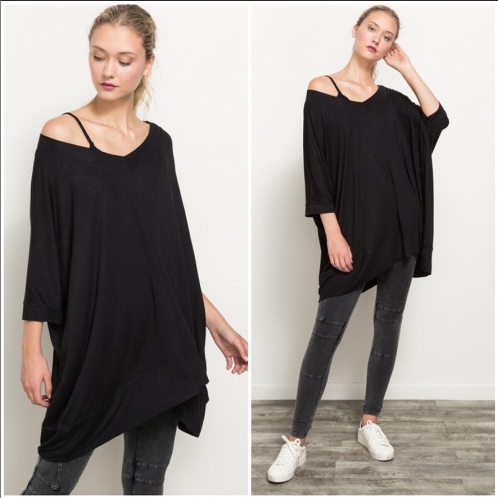 ⚡️Black Oversized Off Shoulder Tee